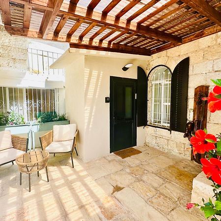 Mamilla View- Suites & Apt Hotel Jerusalem Ngoại thất bức ảnh