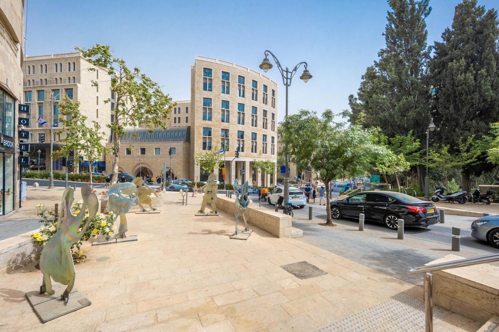 Mamilla View- Suites & Apt Hotel Jerusalem Ngoại thất bức ảnh